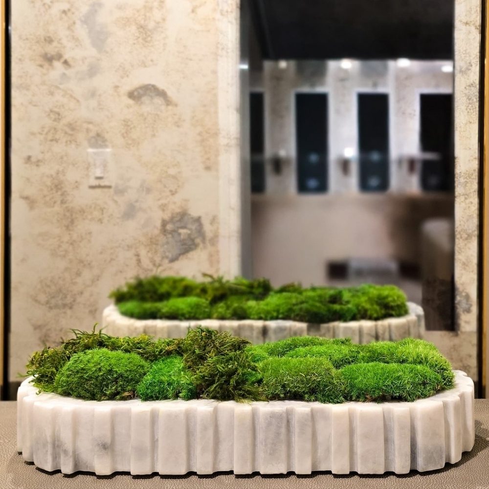 HANDMADE Preserved Moss Marble Centerpiece